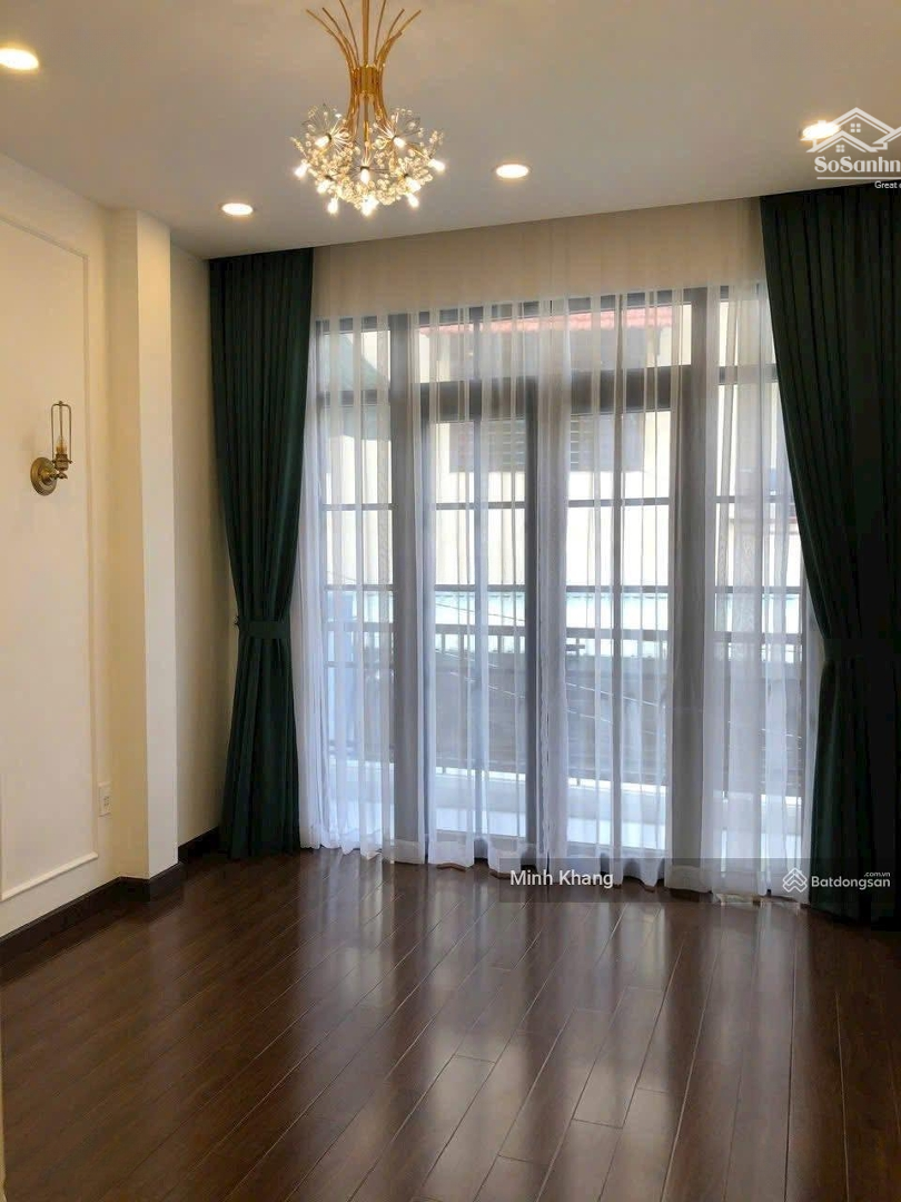 Xoay Tiền Cần Bán Nhà Đường Bến Vân Đồn, Phường 5, Quận 4, Giá Bán 3 Tỷ 550, Diện Tích 62M2