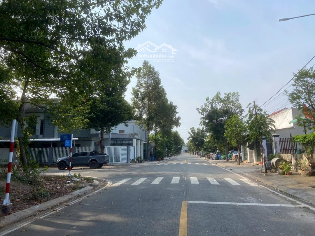 Đất Ngay Sát Kcn Nhơn Trạch. Kế Trường Tiểu Học Hiệp Phước 100M2. Full Thổ. Chủ Ngộp Kêu Bán 2Ty4