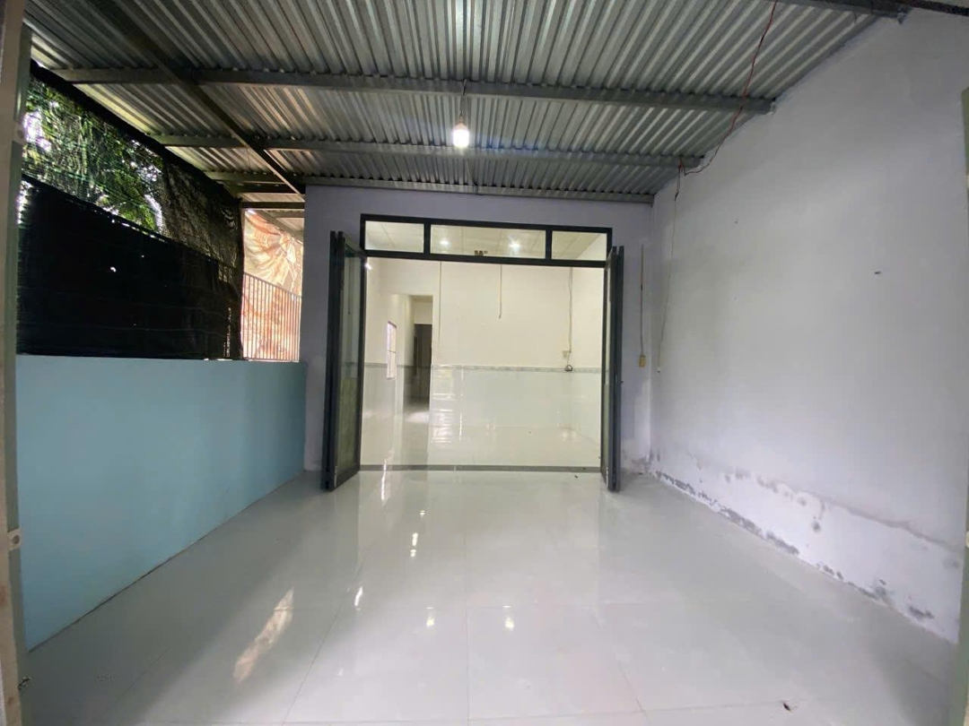 Bán Nhanh Vừa Nhà Vừa Đất Chỉ 900 Triệu Tại Vĩnh Tháidiện Tích100M2, Nhà Cấp 4 Còn Mới Thoáng Mát, Đường 4M