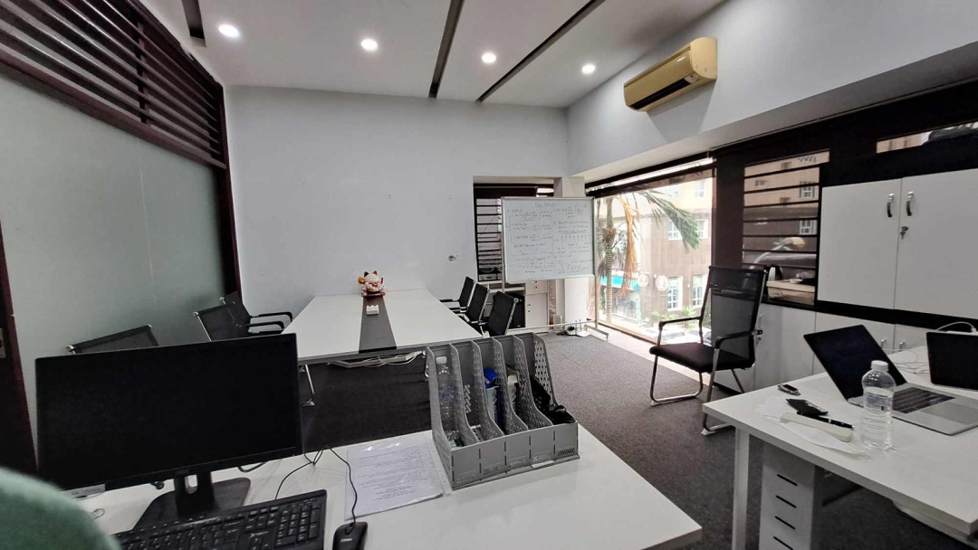Cho Thuê Văn Phòng Tại 164 Khuất Duy Tiến 35M2 Giá 5 Triệu5 / Tháng Oto Đỗ Cửa Liên Hệ: 0878511555