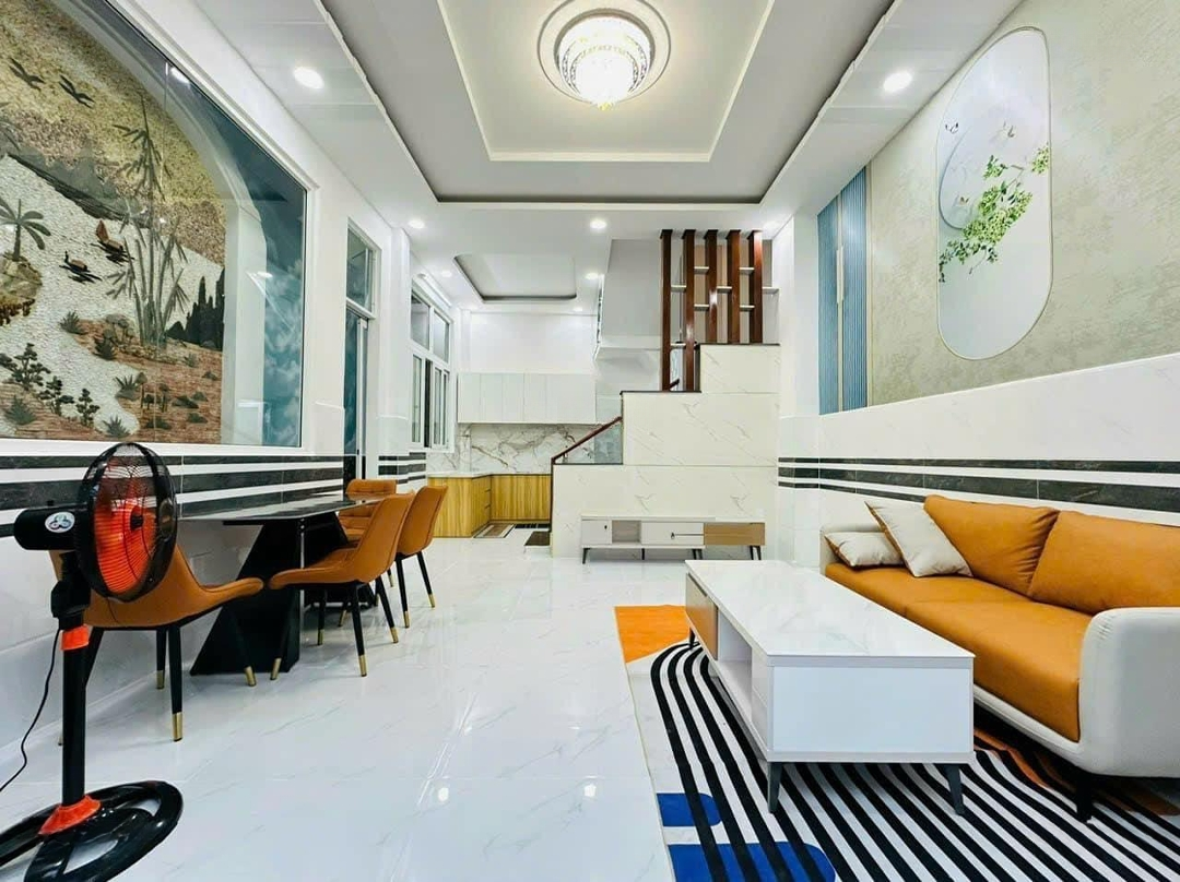 Nhà Đẹp Giá Tốt Cho Nhà Đầu Tư Tôn Đản, P15, Q4Diện Tích56.5M2, Đang Cho Thuê 9 Triệu5/Tháng. Sổ Sẵn