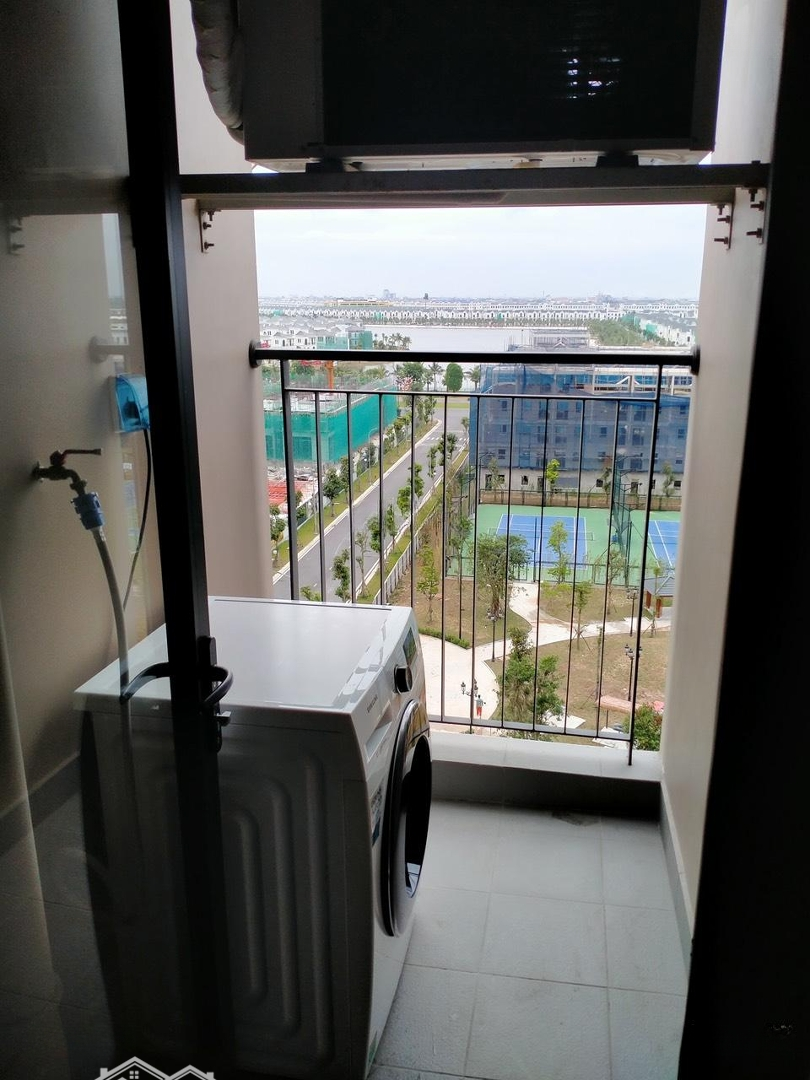 Bán Căn 2N2Vs Căn Góc 70M2, Full Nội Thất, Tầng Trung, View Đẹp Chỉ 3.25 Tỷ Tại Vinhomes Ocean Park