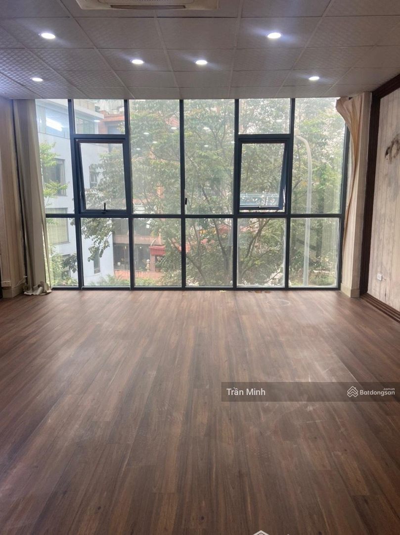 Chính Chủ Cho Thuê Nhà Mặt Phố Trung Kính Đôi, Vị Trí Đẹp Kinh Doanh Tốt, Thuận Tiện Giao Dịch.
