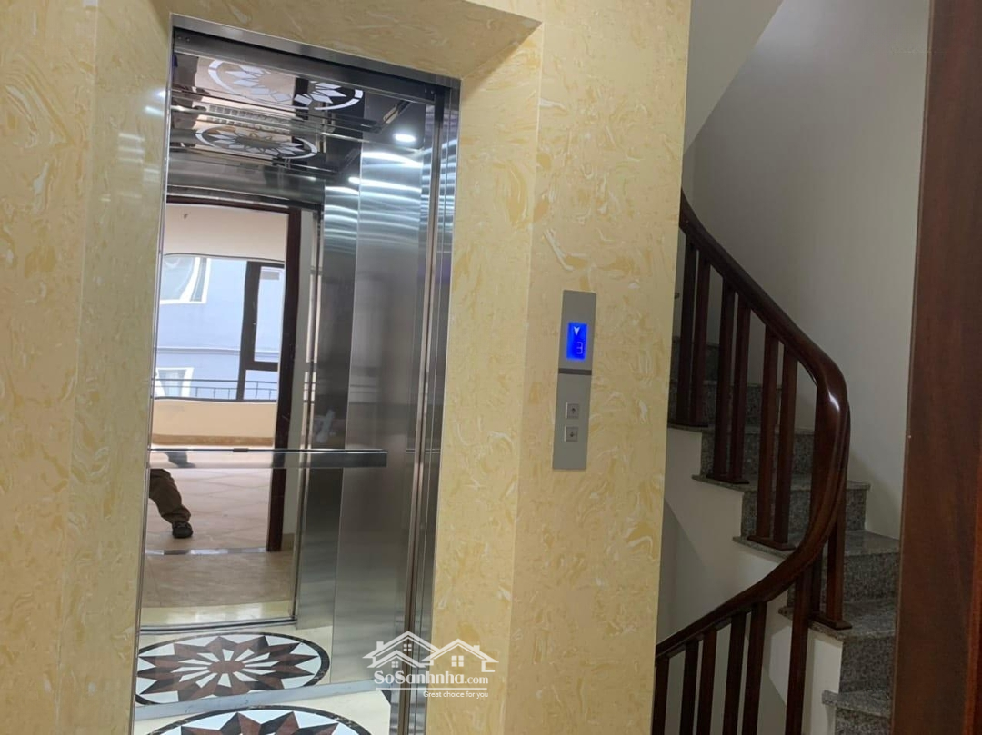Cho Thuê Nhà Mặt Phố Giảng Võ 3 Nổi 1 Hầm Phù Hợp Nhiều Mô Hình Kinh Doanh!