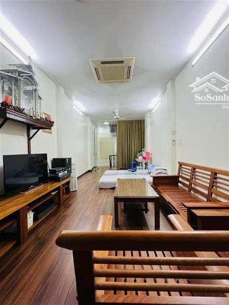 Siêu Phẩm Trần Quốc Hoàn Nhà 6 Tầng Kinh Doanh Đỉnh Cách Phố Chỉ 1 Nhà Giá Tốt.