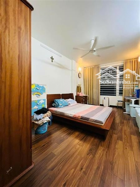 Siêu Phẩm Trần Quốc Hoàn Nhà 6 Tầng Kinh Doanh Đỉnh Cách Phố Chỉ 1 Nhà Giá Tốt.