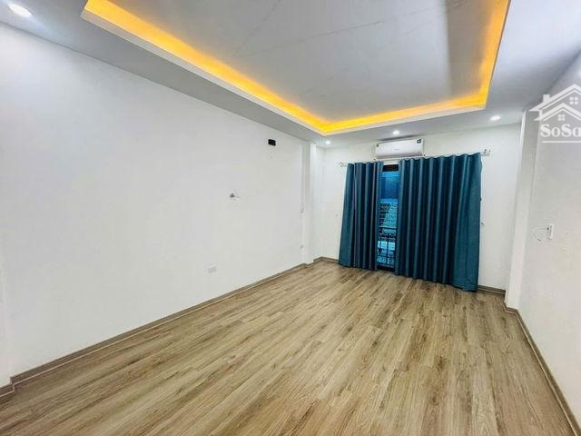 Bán Nhà Lạc Long Quân - Nhật Tảo - Nhỉnh 6 Tỷ - O To Qua Cổng Nhà - Ảnh Nhà Hiện Tại