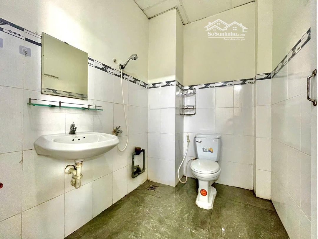 Phòng Cho Thuê Đầy Đủ Tiện Nghi, Bancol Siêu Thoáng Mát Ngay Ngã 4 Hàng Xanh Bình Thạnh