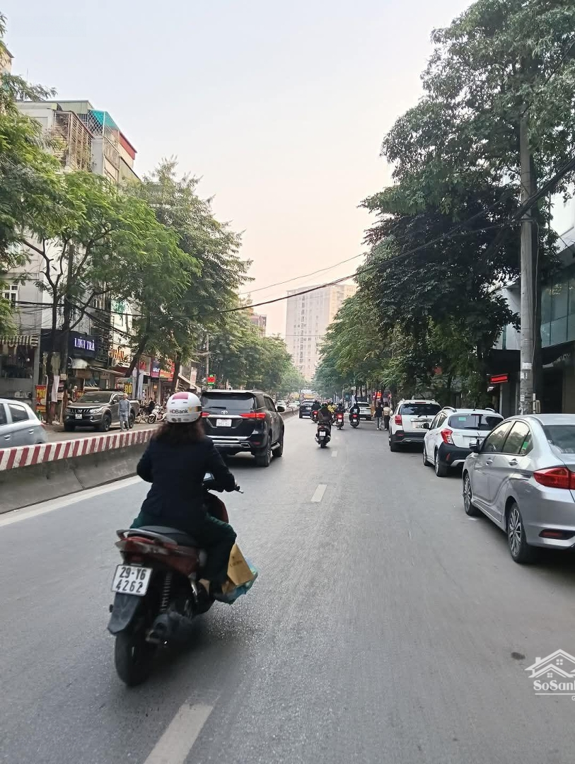 Bán Căn Biệt Thự Mini Phố Lạc Long Quân ( Cầu Giấy) 38/48Mmặt Tiền5.2M Giá Chỉ 10.3 Tỷ. Liên Hệ: 0328016975