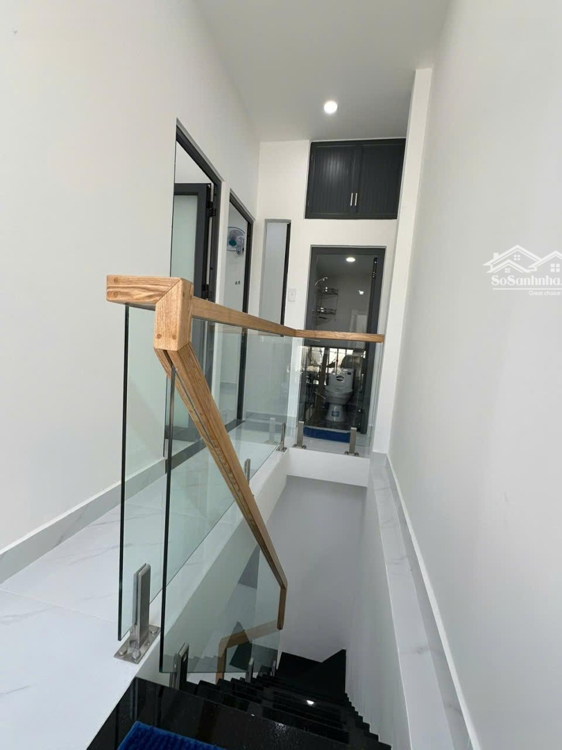 Bán Nhà 25M , 1 Trệt 1 Lầu, Dtsd 50M, Giá Bán 3Ty1Có Thương Lượng, Ngay Dh Văn Lang Nguyễn Thái Sơn, Gò Vấp Tphcm