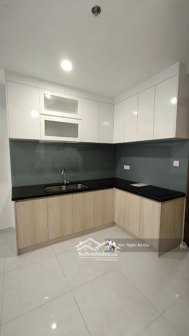 Chính Chủ Lỗ Hơn 550 Triệu Cần Ra Gấp Căn Hộ 2 Phòng Ngủ Chỉ 2Tỷ2 Có Hđ Thuê Lâu Dài Cc Lê Phong