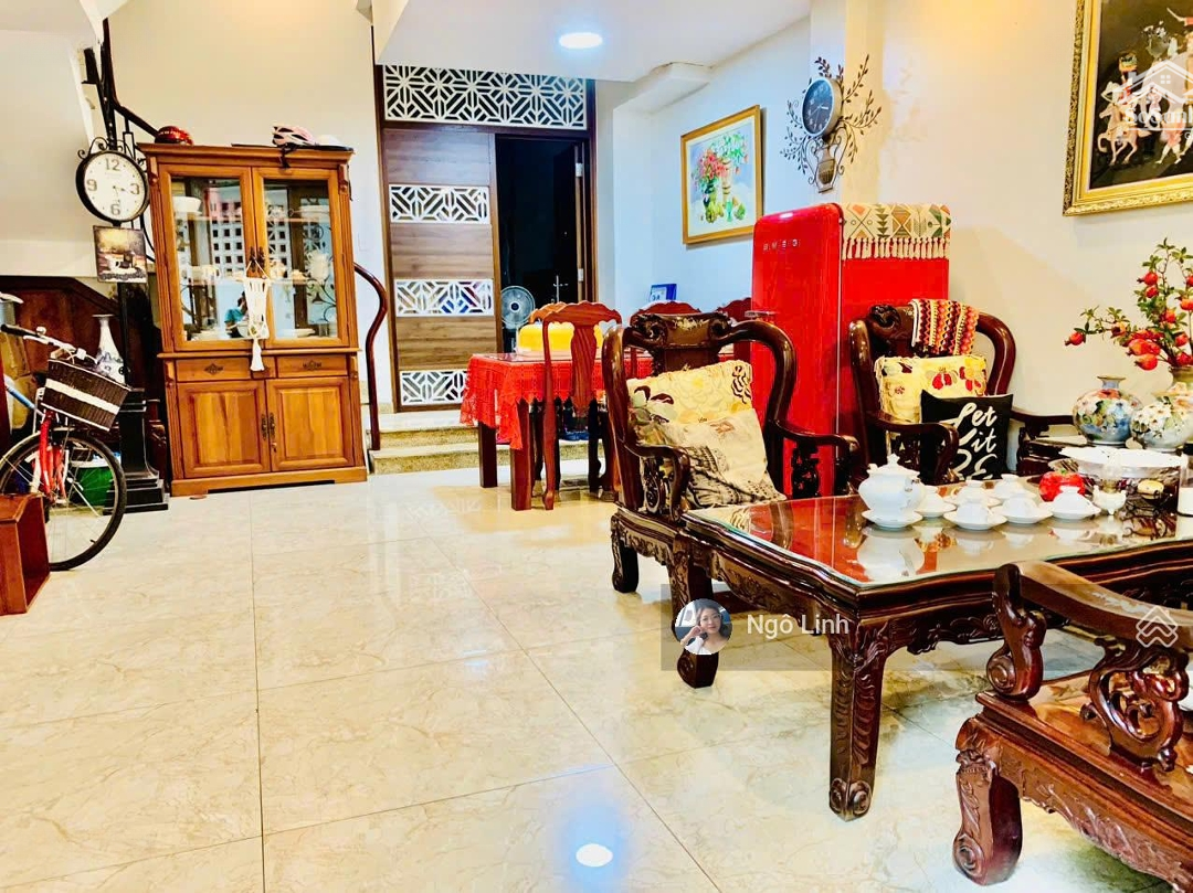 Siêu Đẹp! Homestay Tn 600 Triệu/Năm. Ngay Nguyễn Thị Minh Khai, Q1. Dt: 5X18M, 80M2, 5 Tầng. Chỉ 19 Tỷ
