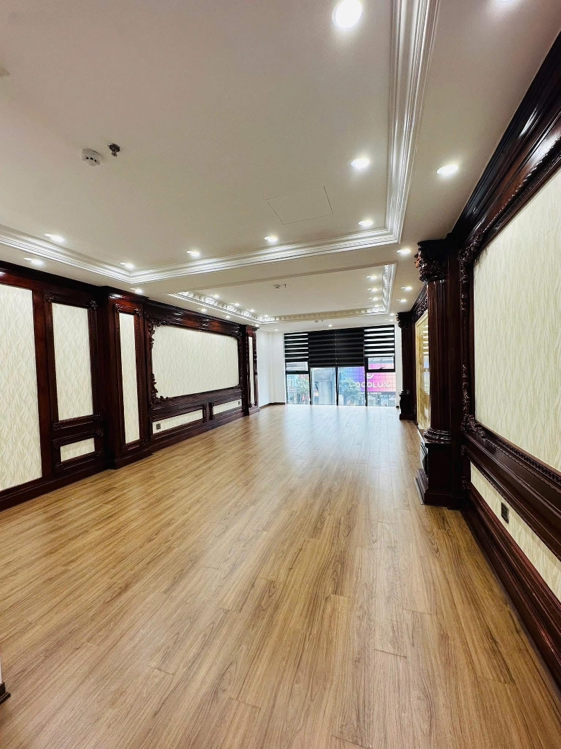Chủ Nhà Gửi Bán Nhà Mặt Phố Hồ Tùng Mậu: 70M2,8 Tầng,Mt:5M.giá:35Tỷ. Liên Hệ:0888999766