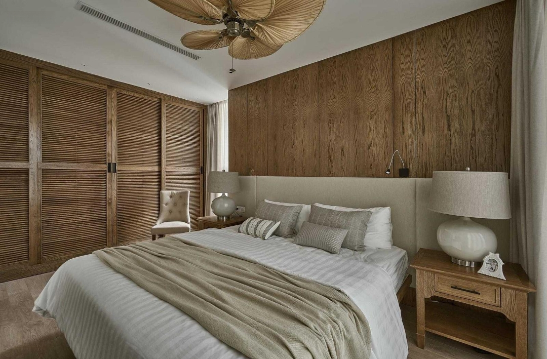 Chính Chủ Cho Thuê Căn Hộ 2 Phòng Ngủ- 3 Phòng Ngủvinhomes Nguyễn Chí Thanh. Liên Hệ: 0372004956