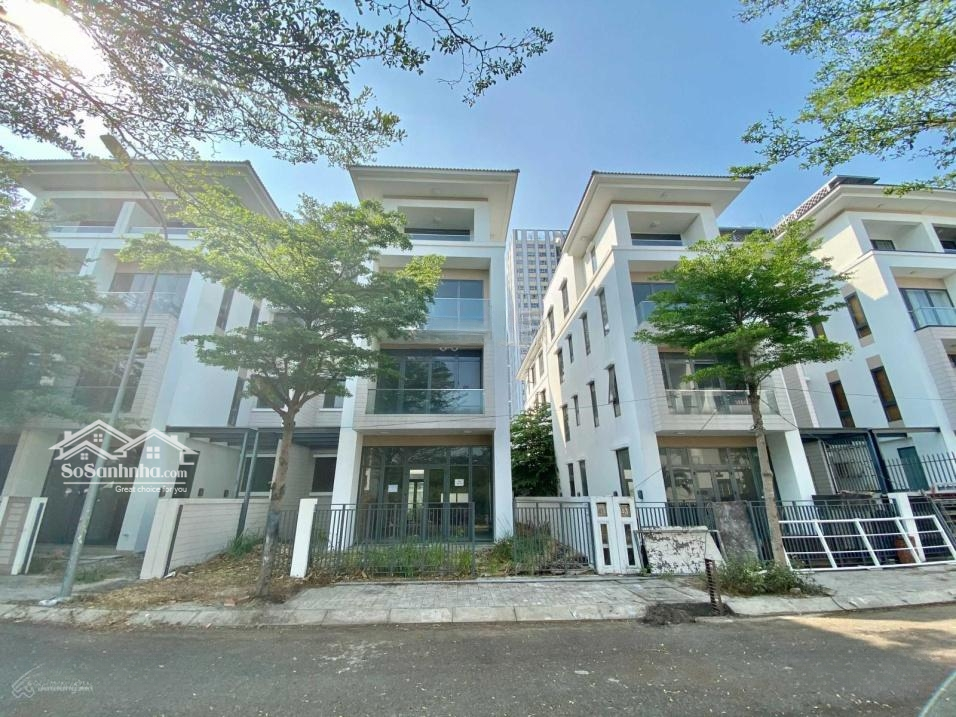 Bán Nhà Thô Sổ Hồng Sẵn, Biệt Thự Liên Kế 7X17M, 5 Tầng, Hướng Mát, Giá Chí 11 Tỷ