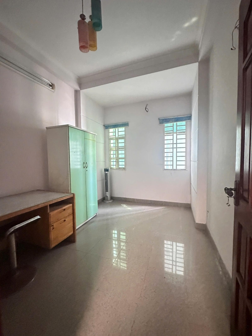 Cho Thuê Nhà Nguyên Căn Riêng Ngay Giữa Bờ Kè Hoàng Sa Và Đường Lớn Lê Văn Sỹ