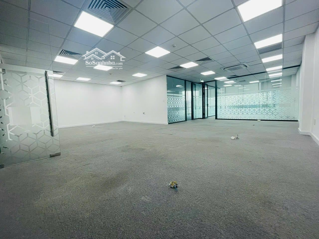 Nhà Đường Hoàng Hoa Thám 8X18M Trệt 4 Lầu Cho Thuê