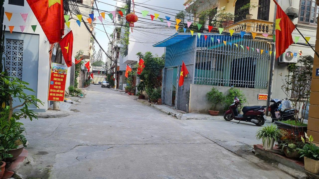 Cho Thuê Văn Phòng Nguyên Căn Vị Trí Siêu Đẹp Lô Góc Trung Tâm Hoài Đức, Hà Nội