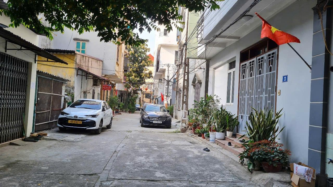 Cho Thuê Văn Phòng Nguyên Căn 7,5 M Trung Tâm Hoài Đức, Hà Nội