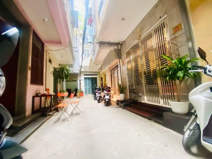 Bán Nhà Riêng Còn Rất Mới Phố Tôn Đức Thắng, Văn Miếu Diện Tích 30M2 Xây 5 Tầng Gồm 3 Phòng