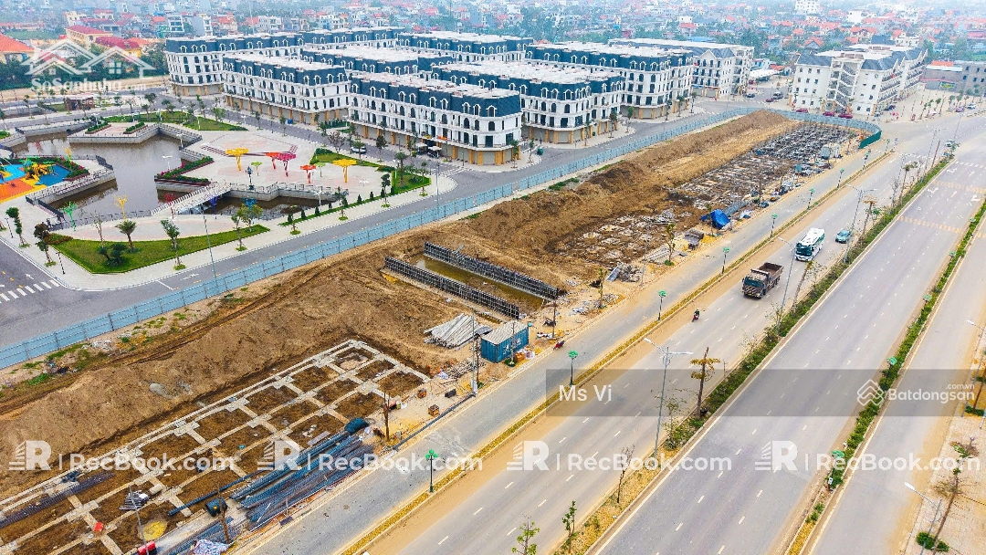 Bán Nhà 5 Tầng 77M² Trục 25M Hướng Nam Đối Diện Tòa 33 Tầng Hoàng Huy New City