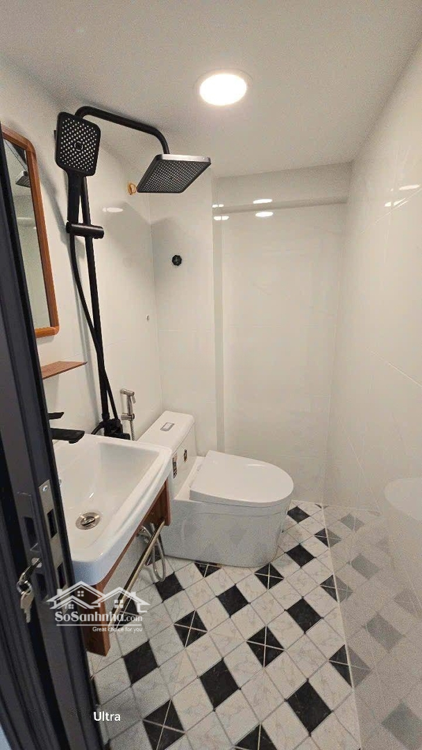(5,29 Tỷ) Mặt Tiền Hồ Thị Kỷ, 3 Lầu Đẹp