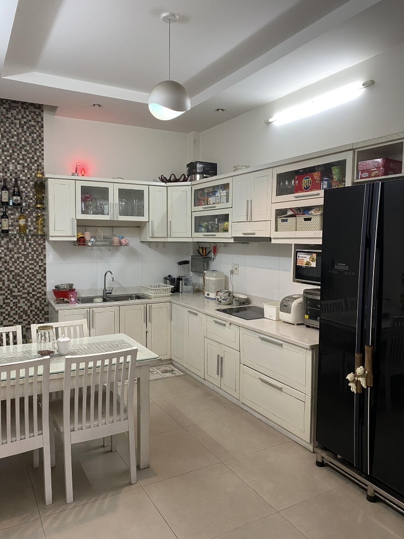 Chính Chủ Bán Nhàmặt Tiềnhồng Lạc- Lạc Long Quân P10 Tân Bình 3,8*18M 3 Lầu St Giá Bán 12,5 Tỷ