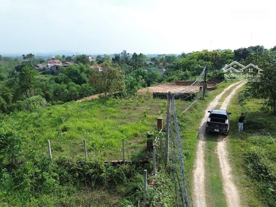 Đất Nghỉ Dưỡng Sát Hồ Cực Đẹp 1.500M² (200M² Thổ Cư) Chỉ Hơn 3 Triệu/M Trung Tâm Lương Sơn!