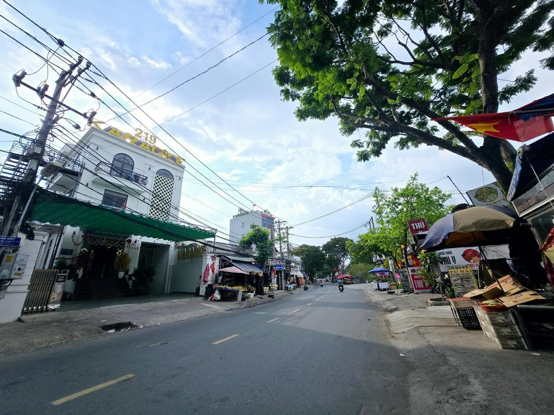 Mặt Tiền Kd Sầm Uất 205M2, 3 Tầng Vừa Ở Vừa Kinh Doanh, Nhà Siêu Đẹp, Linh Xuân, Thủ Đức, 21 Tỷ