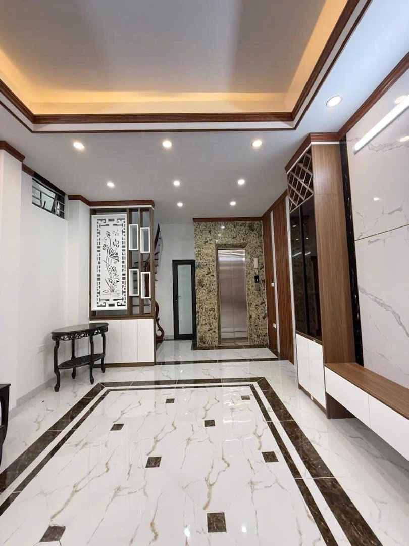 Bán Nhà Quan Hoa, Cầu Giấy 6 Tầng 40M2, Thang Máy, Nhà Mới Giá Bán 8.9 Tỷ