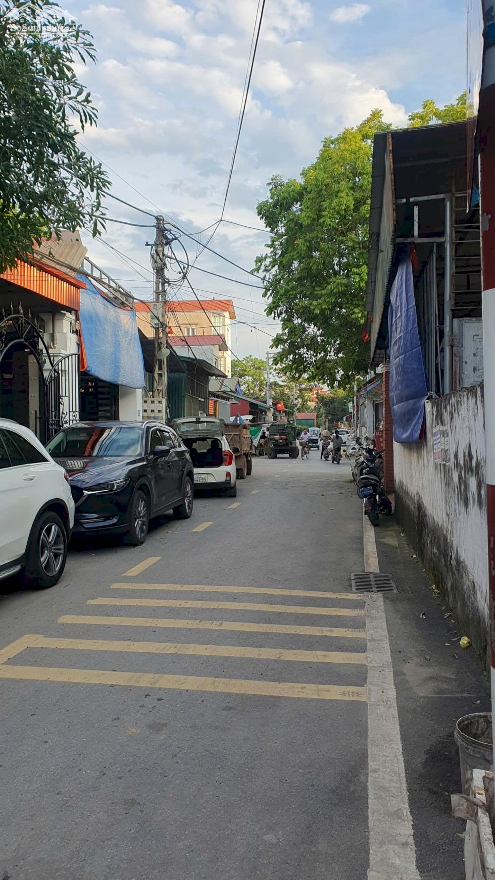 Bán nhà mặt đường liên xã Thọ Xuân – Đan Phượng | 114m2, MT 8.1m, nhà 3 tầng giá 66tr/m2