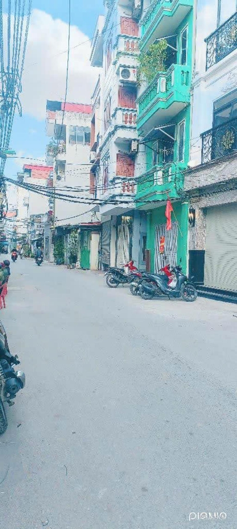 Siêu Hiếm Phân Lô Ô Tô 5 Mét Ra Mặt Phố - Nhà Dân Xây - Định Công 56 M 6 Tầng Giá Bán 13 Tỷ