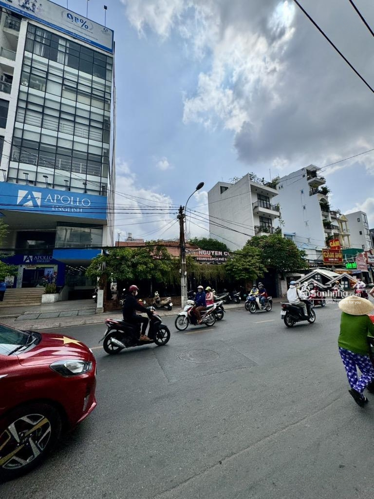 Mt Lê Quang Định Ngang 11.7M Full Thổ Cư Dòng Tiền 200 Triệu/Tháng Chính Chủ Gấp Bán Giá Tl