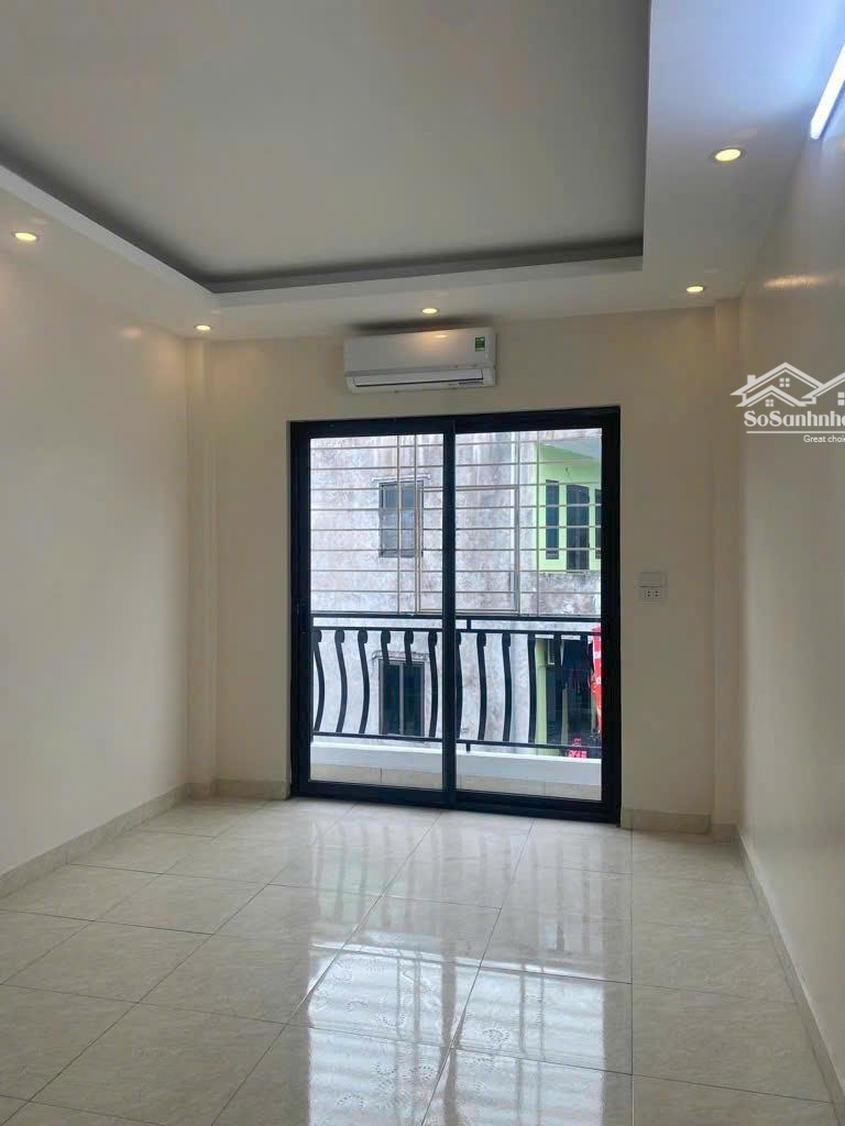 Bán Nhà Dịch Vọng, Cầu Giấy, Chính Chủ, Trung Tâm Quận 50M2, Mặt Thoáng, Ô Tô Qua, Giá Bán 12 Tỷ