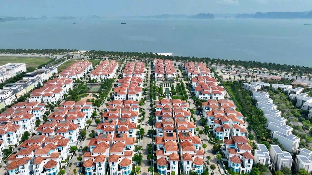 Chính Chủ Thanh Khoản Cắt Lỗ Biệt Thự Sun Feria Hạ Long 6X Tỷ