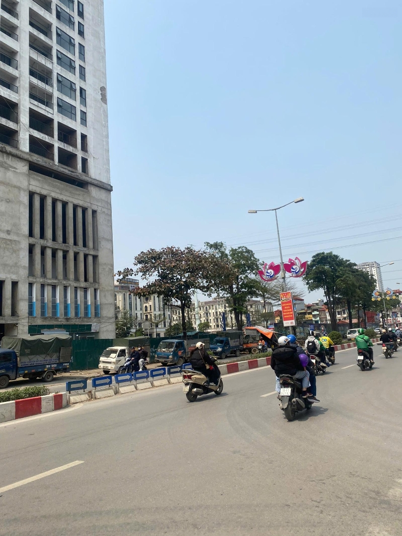 Cho Thuê Kho Đường Vạn Phúc, Hà Đông.diện Tích650M2, Xây Dựng Kiên Cố, Có Điện 3Fa, Nước Sạch. Giá 50 Triệu
