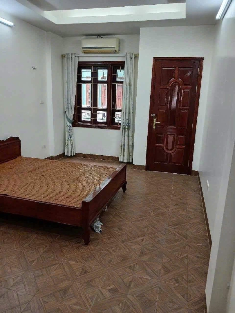 Cho Thuê Nhà Ở Hạ Yên Quyết, Cầu Giấy, 45M2*5 Tầng, Ngõ Thông, Nhà Còn Mới