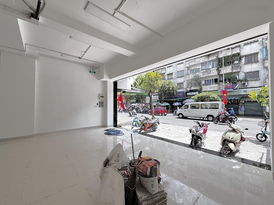 Cho Thuê Nhà Nguyên Căn Mặt Tiền Mới Xây, Diện Tích Lớn, 8 X 16M, Trung Tâm Quận Tân Phú