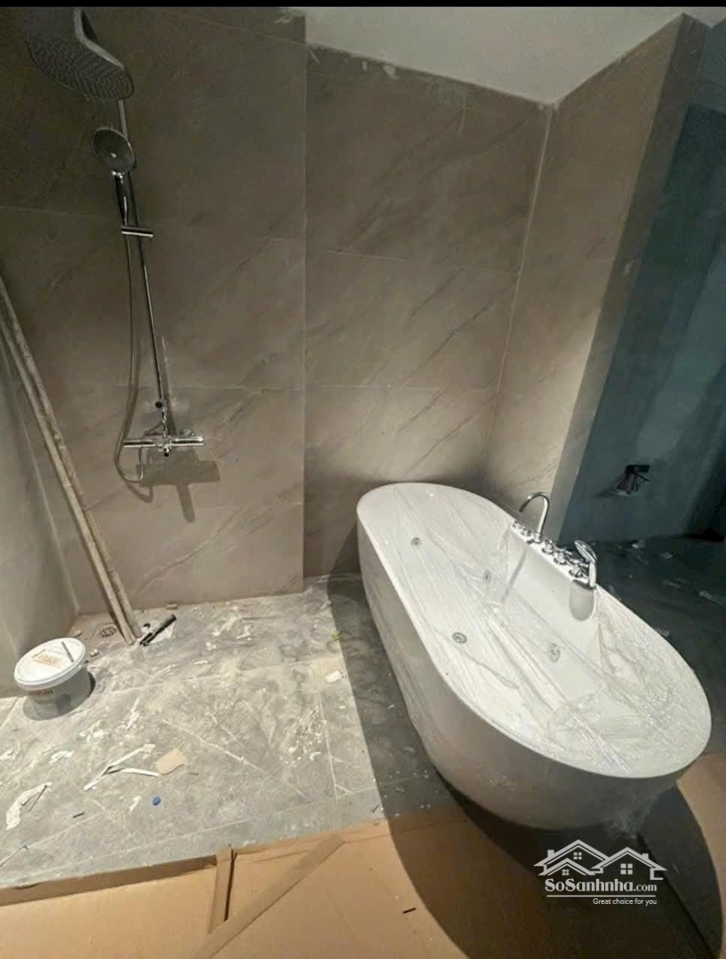 Bán Nhà Riêng Tại Đường Nguyễn Văn Cừ, Phường Ngọc Lâm, Long Biên, Hà Nội, 26,8 Tỷ, 100M2