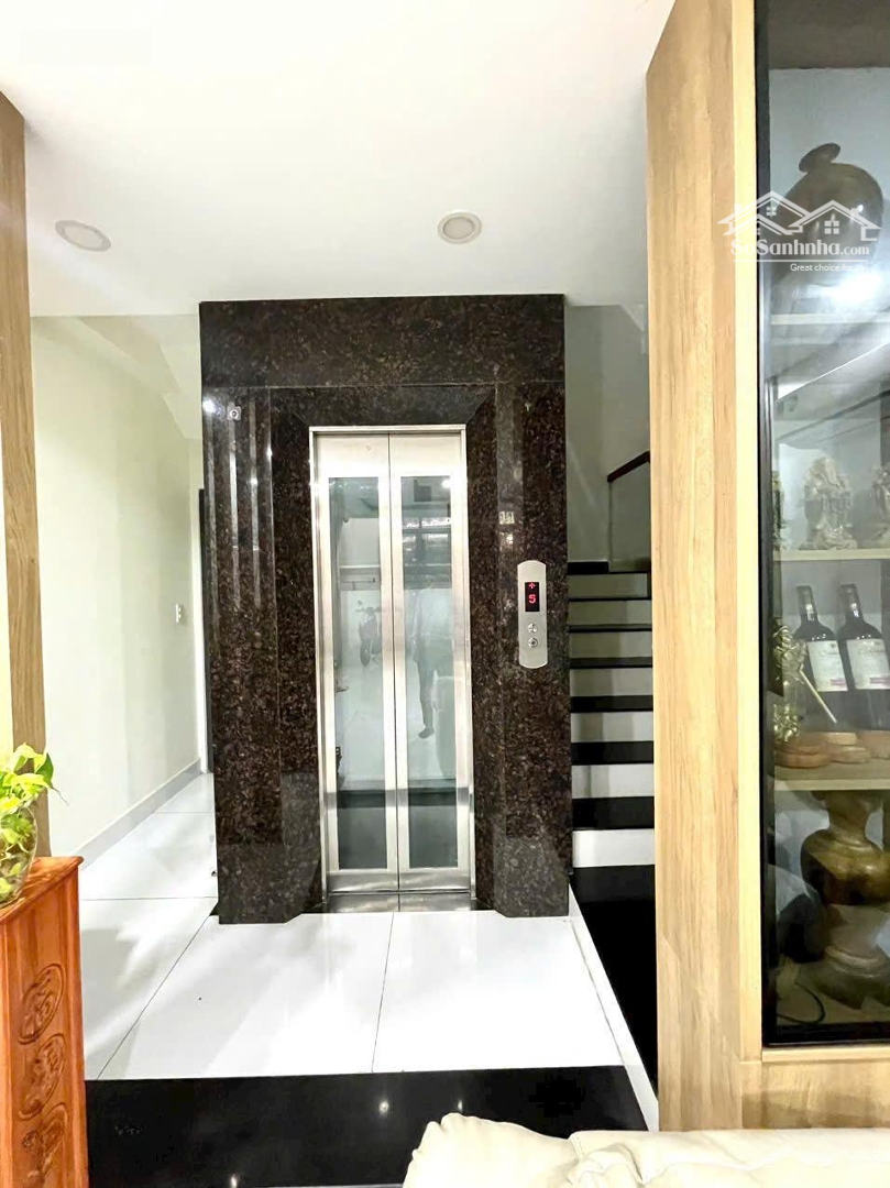 [Mặt Tiền - 7 Tầng] Bán Nhà Bình Thạnh - Nguyễn Trung Trực, P5 - 4,6X18M - Có Thang Máy - Gara Ôtô