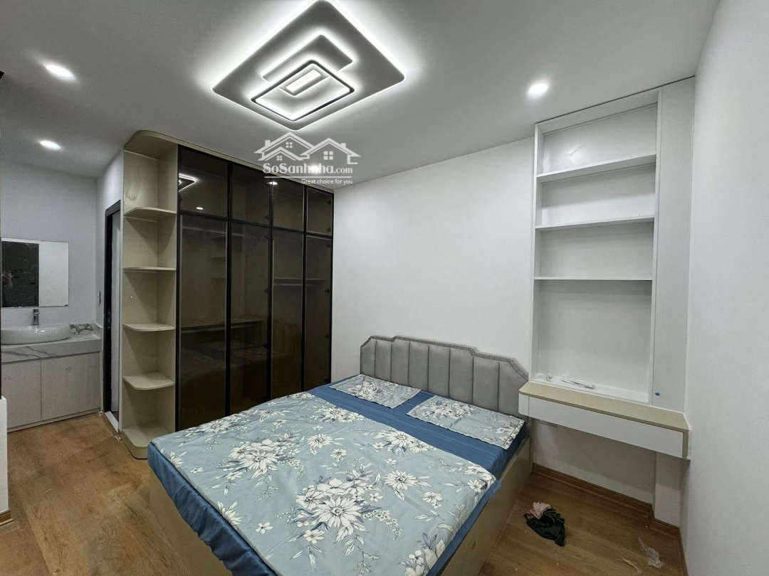 Ngõ 99 Định Công Hạ 38.5/30 6 3/4 6.95 Tỷ
Ô Tô 5 Tạ Đỗ Cổng - Ngõ Thông - 6 Tầng Xây Mới -Thang Máy