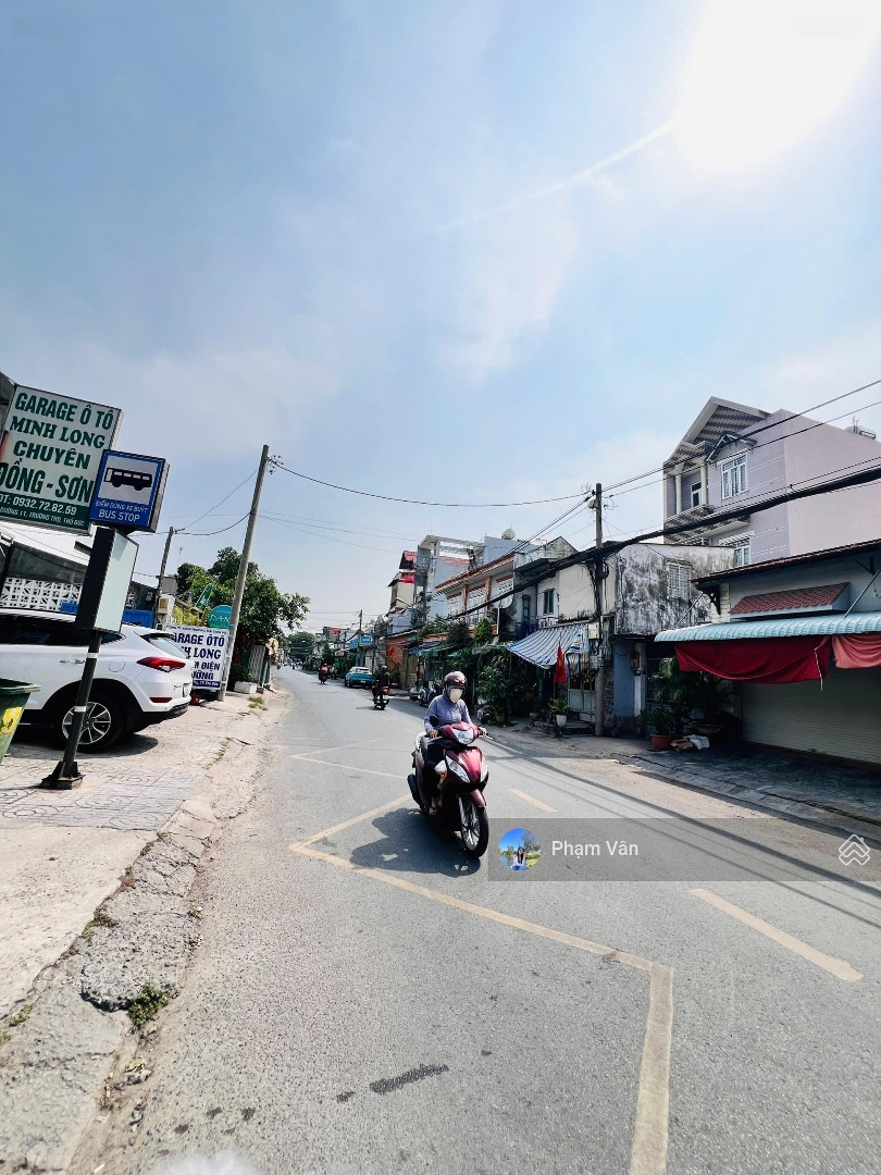 Siêu Đẹpdiện Tích300M2 (10*30) Full Thổ Cư, Mặt Tiền Đường Nhựa 8M Sát Vành Đai 2, Gần Chợ Thủ Đức