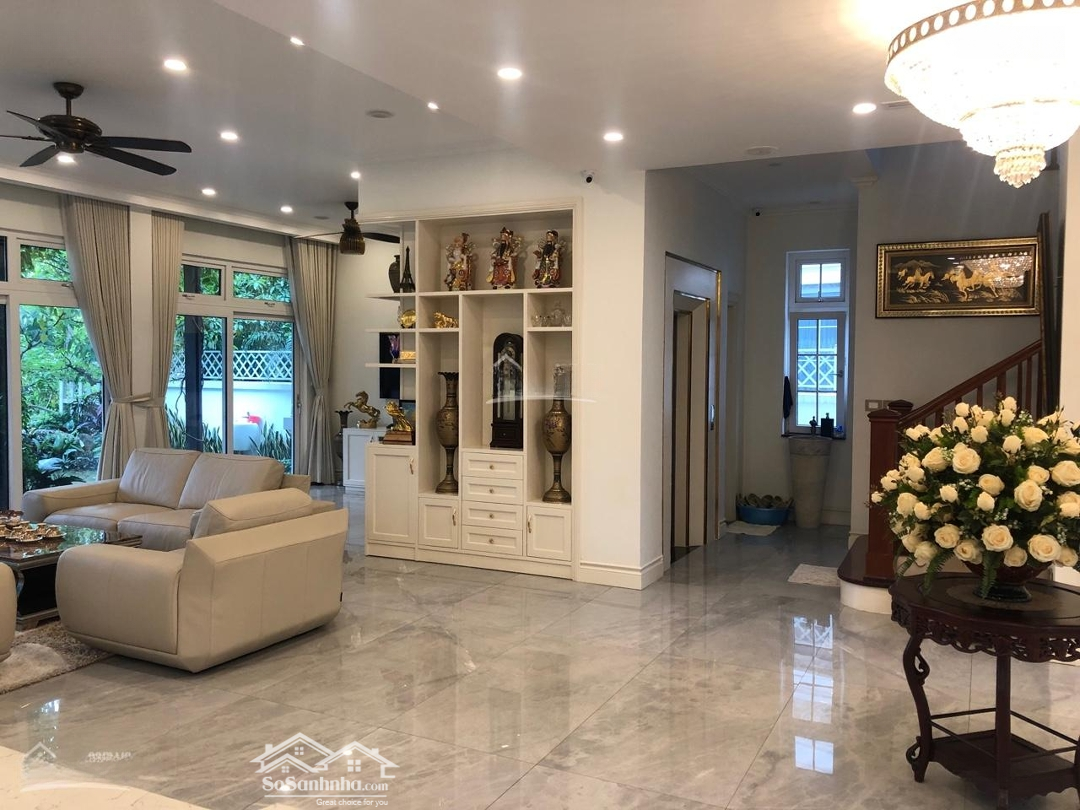 Bán Bt Đơn Lập Hoa Phượng 151M2, Hoàn Thiện Đẹp, Đường Thông Thoáng, Mặt Công Viên, Đủ Đồ Giá Bán 41 Tỷ
