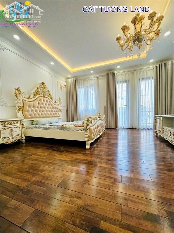 Villa Mini 5 Tầng,  Phạm Văn Hai, Phường 5, Gần CV Lê Thị Riêng. Chỉ 11.5 tỷ