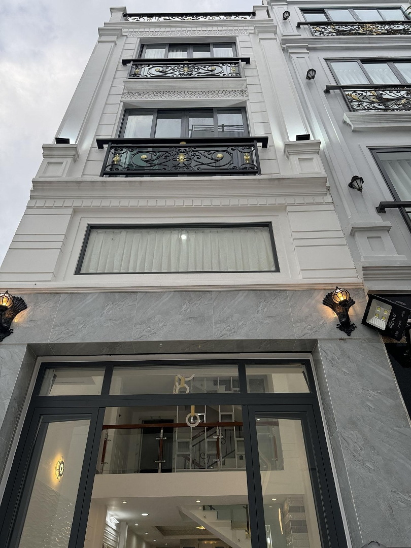 Nhà Phố 3 Lầu (4Mx12,5M=50M2) 5 Phòng Ngủ Hẻm Ôtô 7 Chỗ Khu Đồng Bộ Nguyễn Thượng Hiền, Bình Thạnh