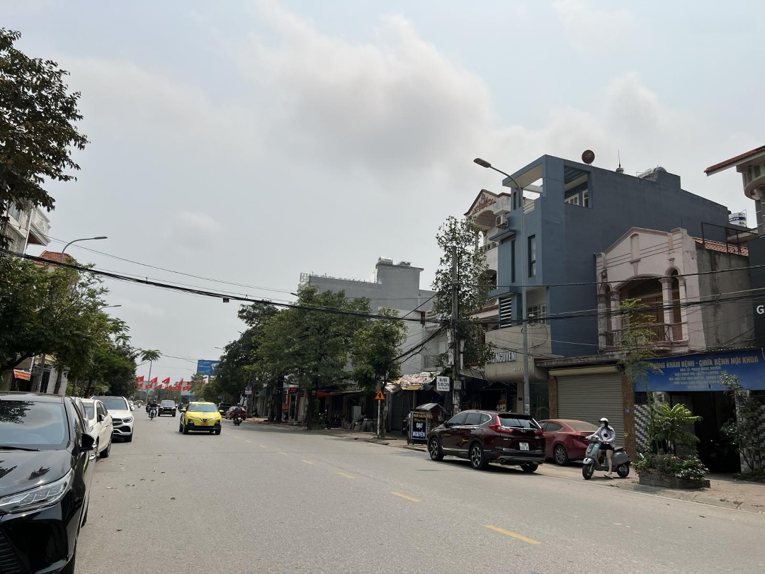 Nhà Cấp 4 Mặt Đường Ngô Gia Tự Ngay Vòng Xuyến Lê Hồng Phong Giá Chỉ 9 Tỷ