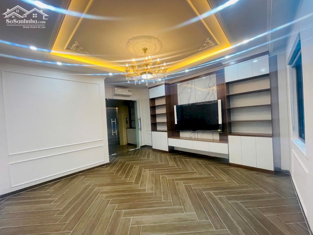 Nhà cực đẹp 43m2x7T thang máy, 10m ra phố, ôtô, đầy đủ nội thất phố Hoàng Quốc Việt- Phạm Văn Đồng.