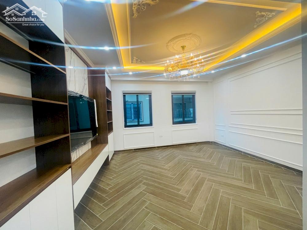 Nhà cực đẹp 43m2x7T thang máy, 10m ra phố, ôtô, đầy đủ nội thất phố Hoàng Quốc Việt- Phạm Văn Đồng.