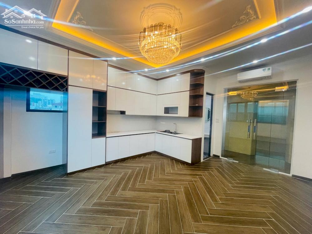 Nhà cực đẹp 43m2x7T thang máy, 10m ra phố, ôtô, đầy đủ nội thất phố Hoàng Quốc Việt- Phạm Văn Đồng.