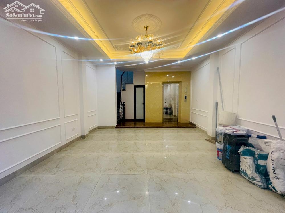 Nhà cực đẹp 43m2x7T thang máy, 10m ra phố, ôtô, đầy đủ nội thất phố Hoàng Quốc Việt- Phạm Văn Đồng.